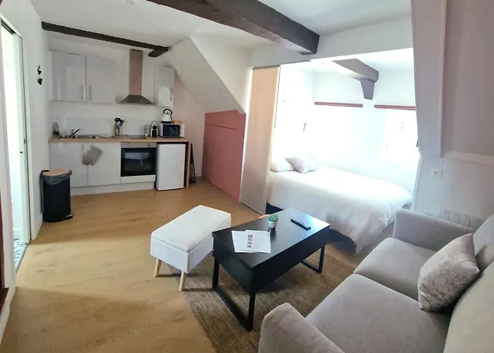 Apartman Les Bons Enfants 4 *